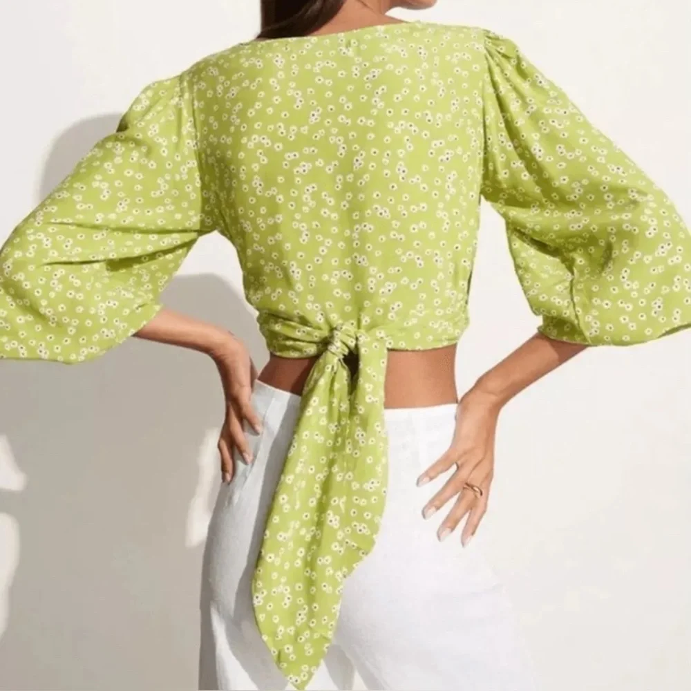 Faithfull the Brand Tianna Top Tiare Floral Print Wrap Tie Top size 2